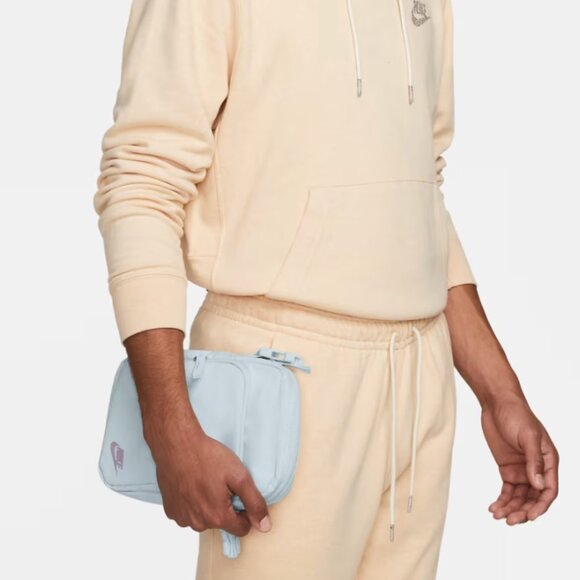 Nike Heritage cross body bag in blue - Picture 5 of 6